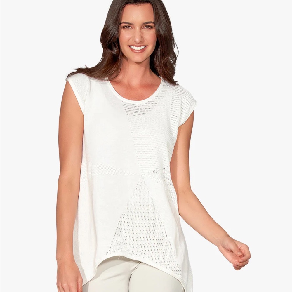 Stella Carakasi White Textured Knit Cap Sleeve Top
